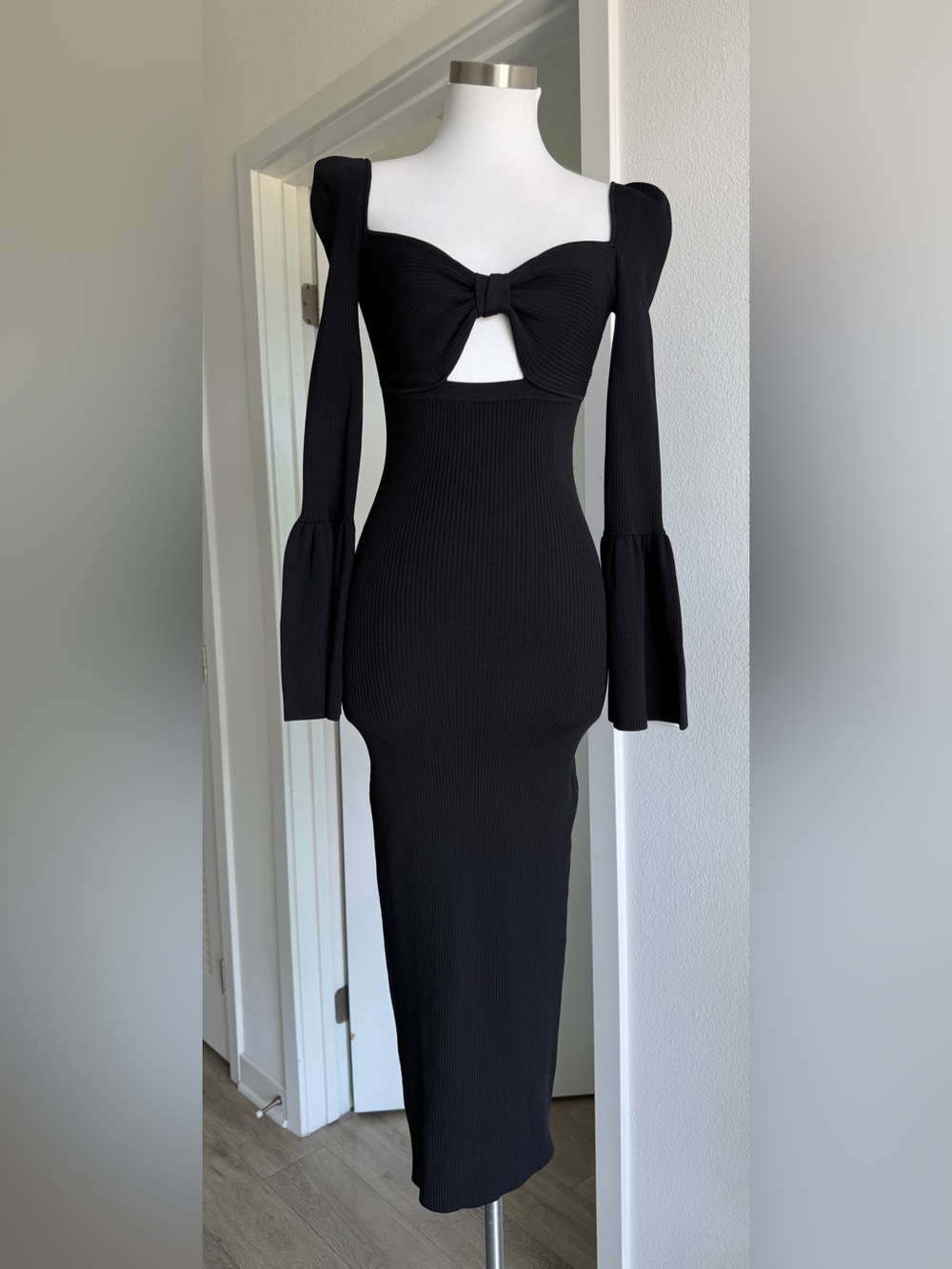 Self-Portrait Textured Knit Midi Dress with Cutouts, Size S. - Picture 5 of 14